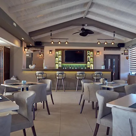 Ionion Blue Zante 3*